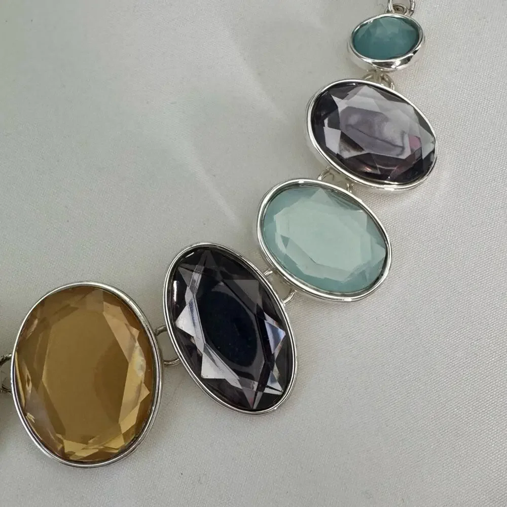 Silvertone Gem Necklace 11” with extender